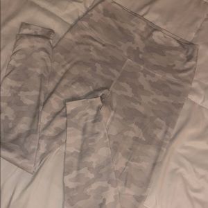 YOGALICIOUS LEGGINGS